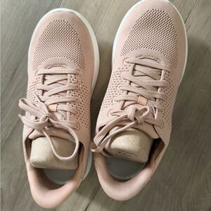 Women’s Knit Lace-Up Athletic Sneakers in Blush